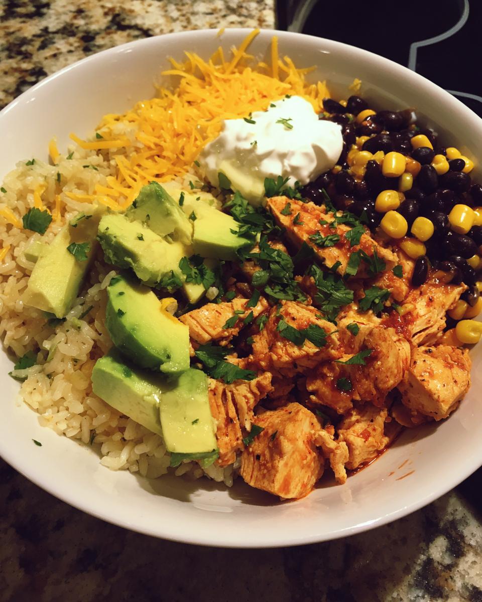 Amazing 30-Minute chicken burrito bowl 4 chicken burrito bowl - detail 1